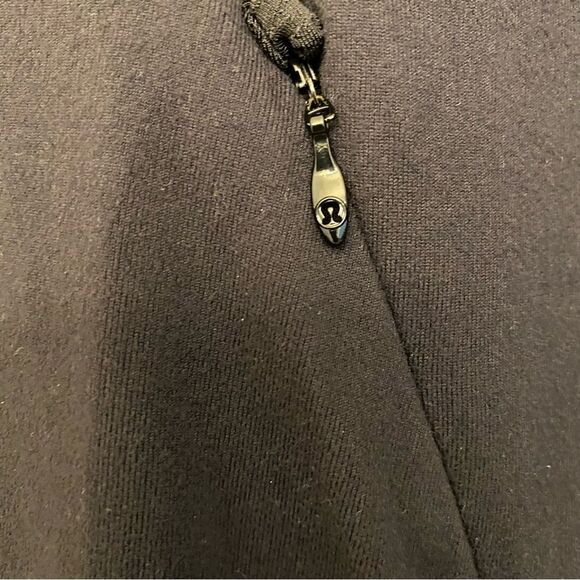 Lululemon Think Fast W3H68S Pullover top Stripe Black White fitted long sleeve 6 - Picture 6 of 12